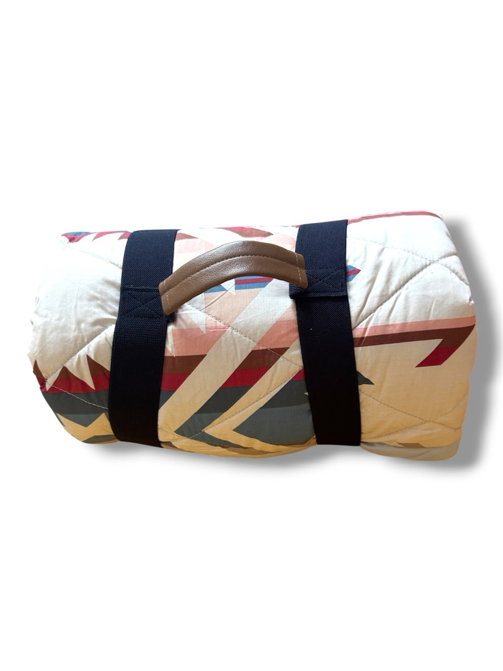 Pendleton White Sands Quilted Roll Up Throw 50โx70โ